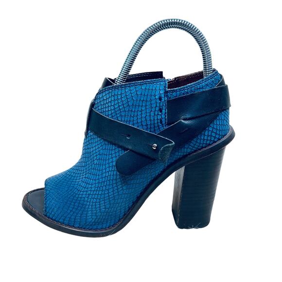 Sixty Seven Lillian Shootie Heeled Booties Boots Open Toe Leather Blue Sz 38 - Picture 1 of 10